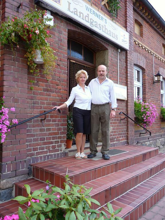Werners Landgasthaus Lieskau Buitenkant foto